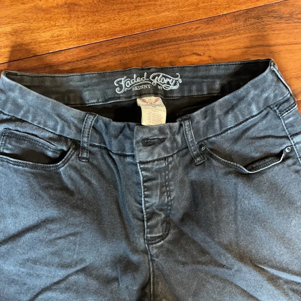Used jeans - Picture 2 of 3